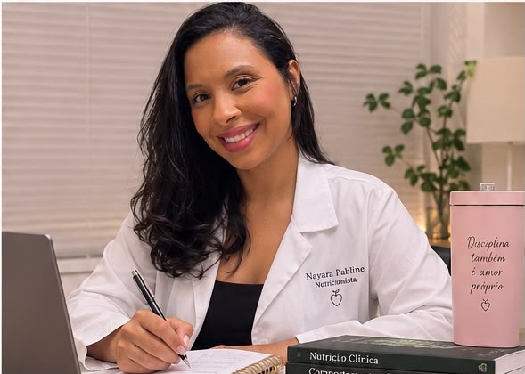 Nayara Pabline em atendimento nutricional